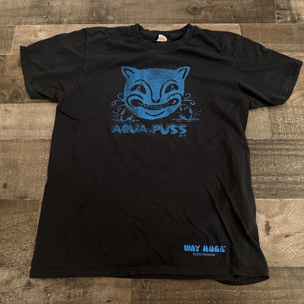 Vintage Aqua Puss Guitar Pedal Way Huge Men's T SHirt - Size Medium - Music Gear